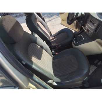 ASIENTO DELANTERO DERECHO 