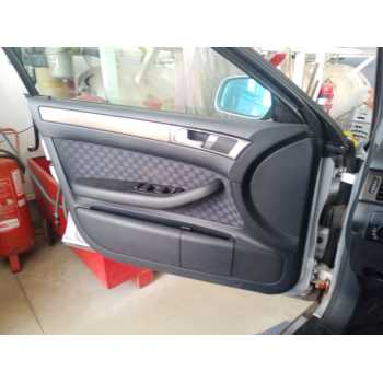 GUARNECIDO PUERTA DELANTERA IZQUIERDA 