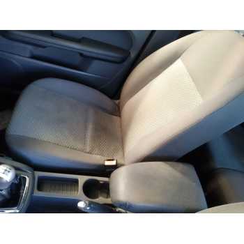 ASIENTO DELANTERO DERECHO 