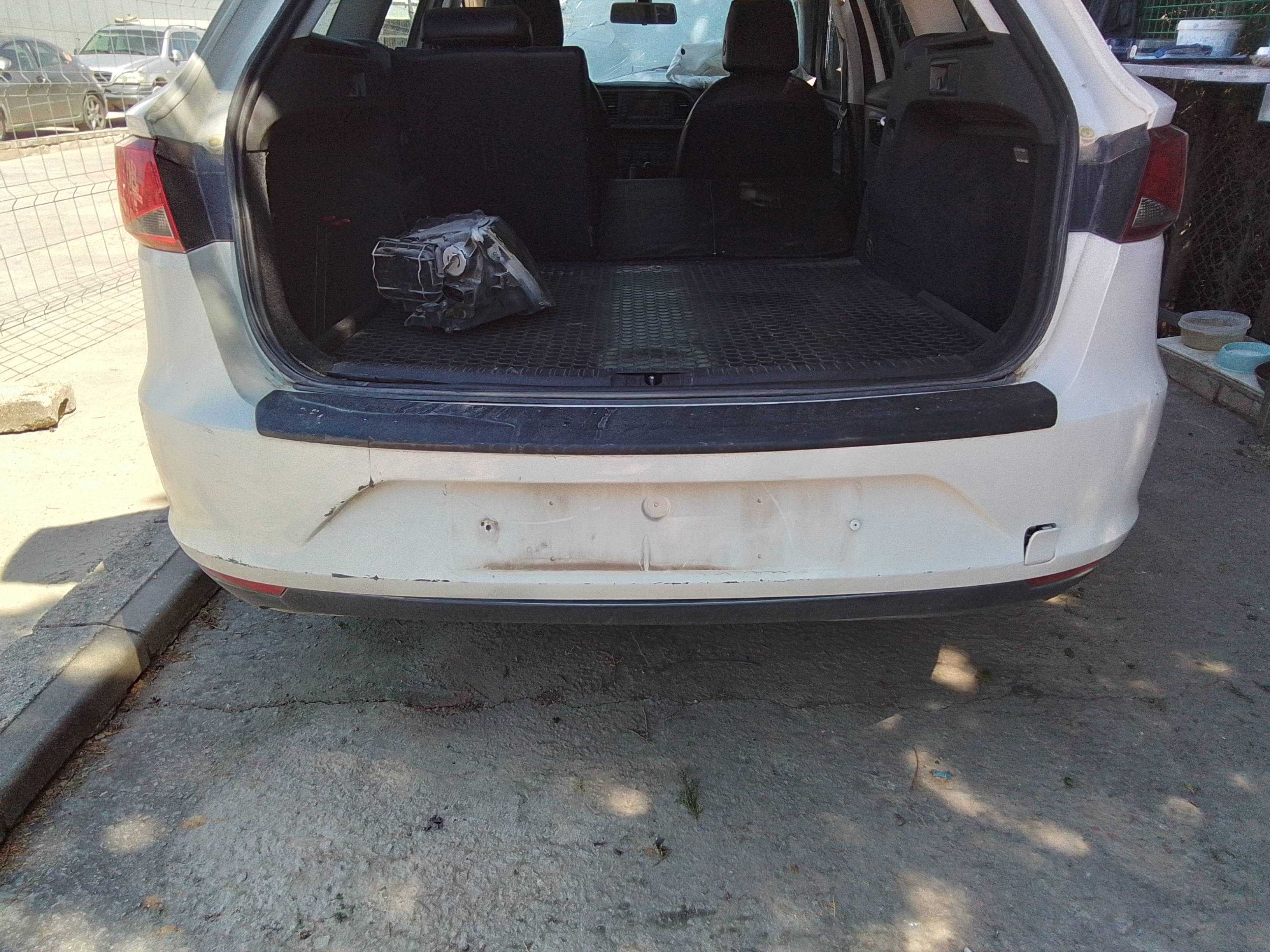 Recambio de paragolpes trasero para seat leon st (5f8) reference referencia OEM IAM   