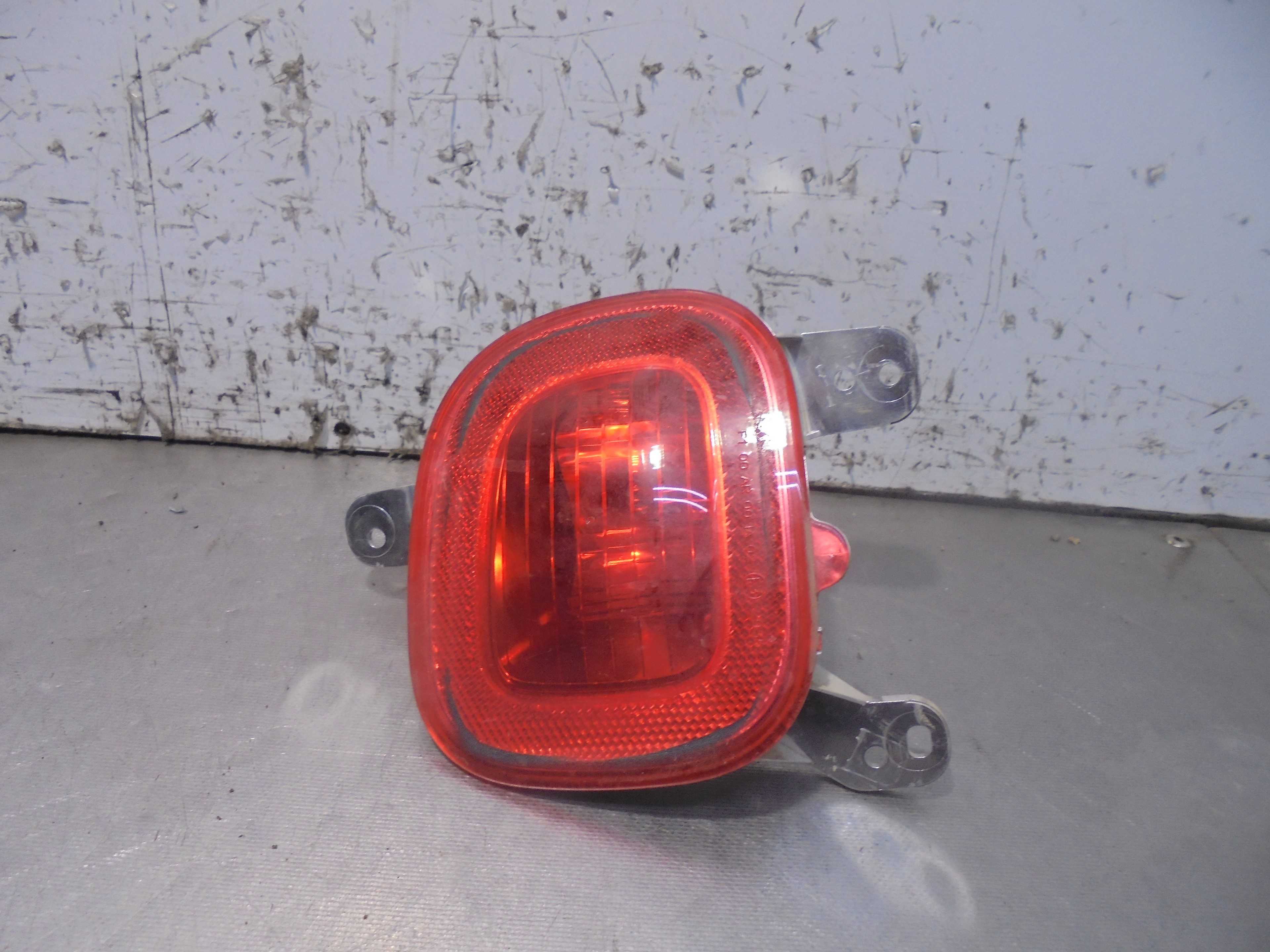 Recambio de faro antiniebla trasero izquierdo para jeep renegade 1.0 t-gdi cat referencia OEM IAM 51953205 OLSA 
