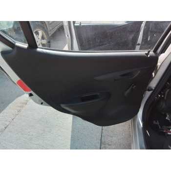 GUARNECIDO PUERTA TRASERA IZQUIERDA 