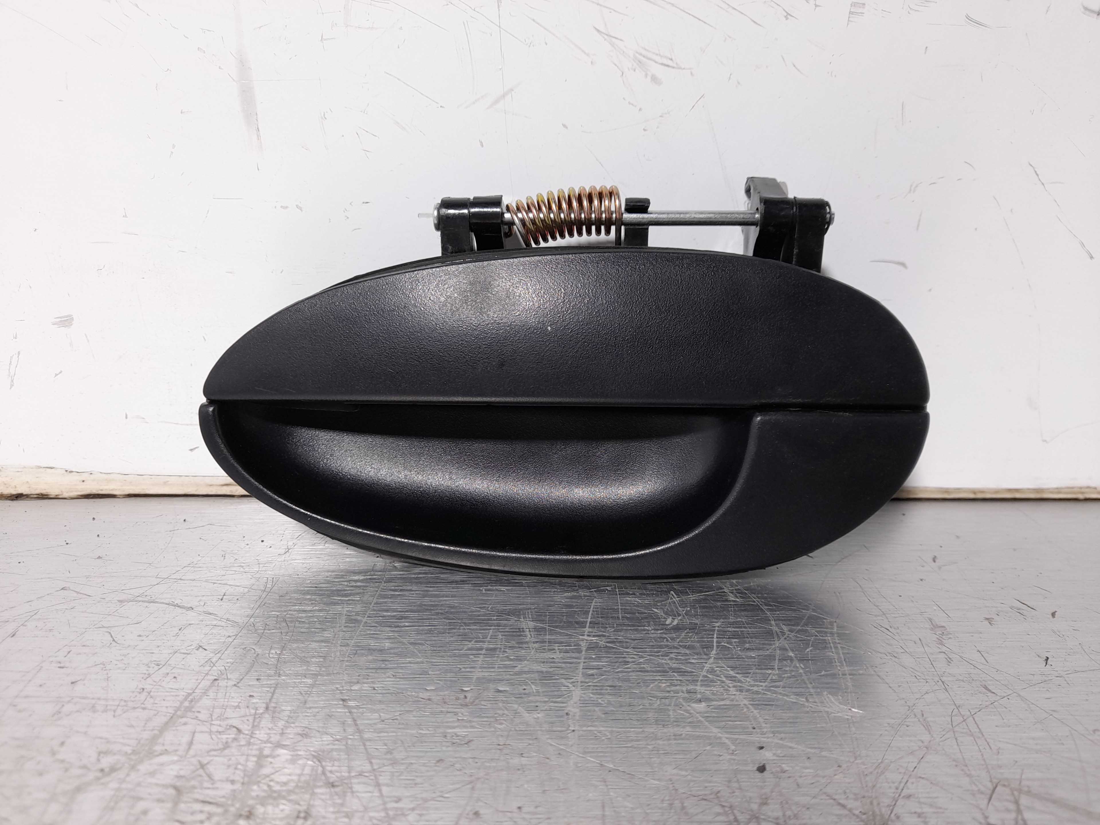 Recambio de maneta exterior trasera izquierda para daewoo matiz referencia OEM IAM 96507789  
