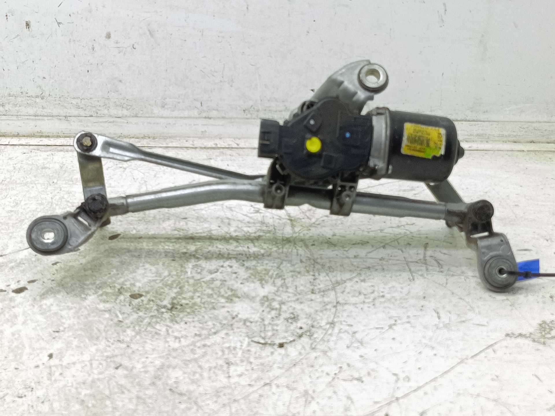Recambio de motor limpia delantero para smart forfour basis (52kw) (453.042) referencia OEM IAM A4538200040 288009065R 