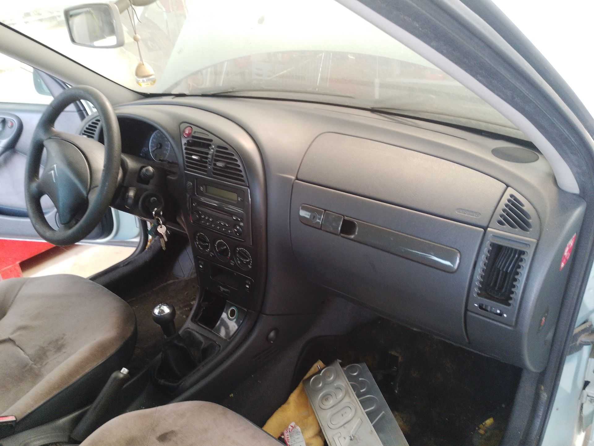 Recambio de salpicadero para citroën xsara (n1) 1.6 16v referencia OEM IAM 821128  
