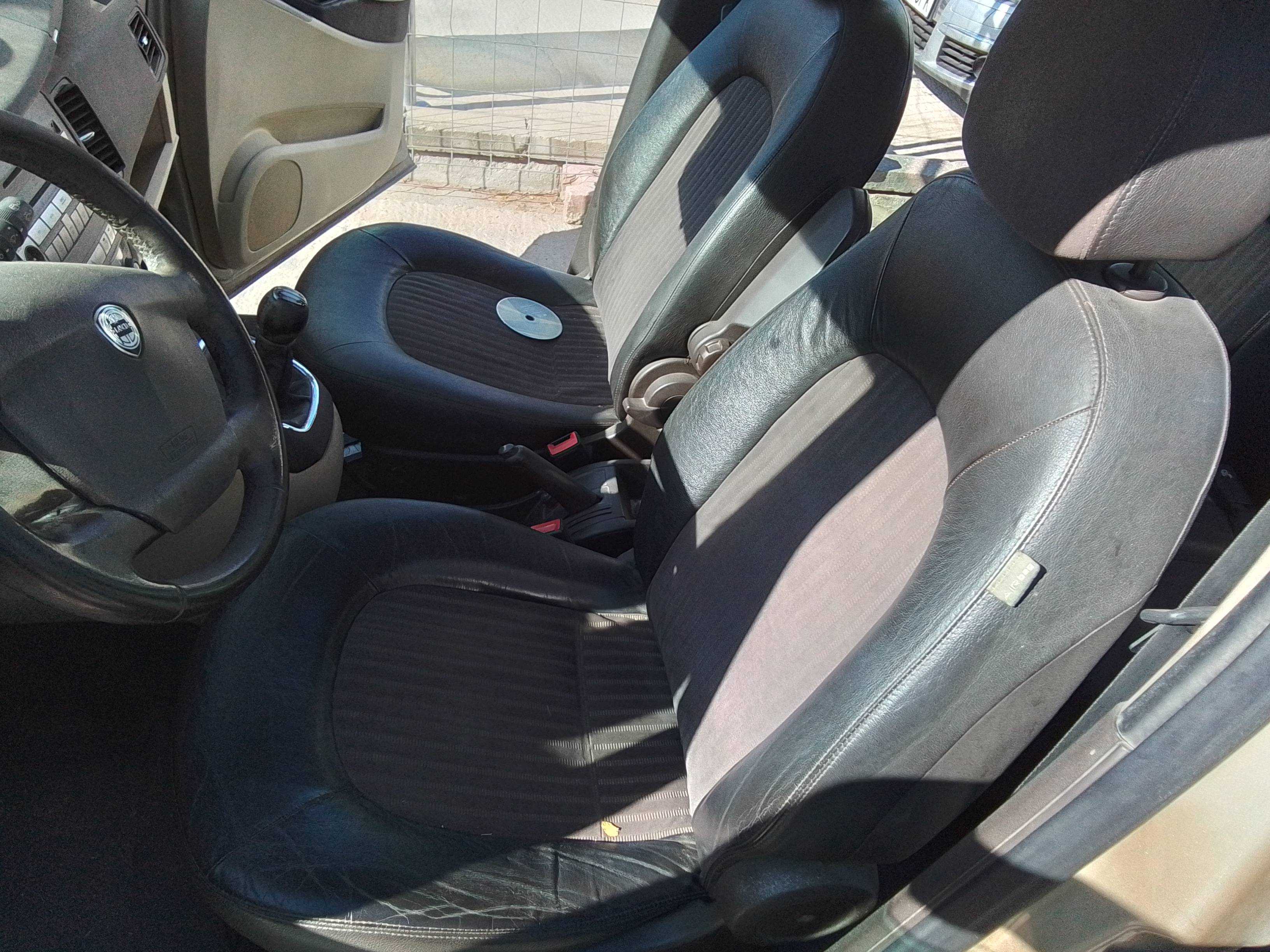 Recambio de asiento delantero izquierdo para lancia musa (184) 1.9 jtd cat referencia OEM IAM   