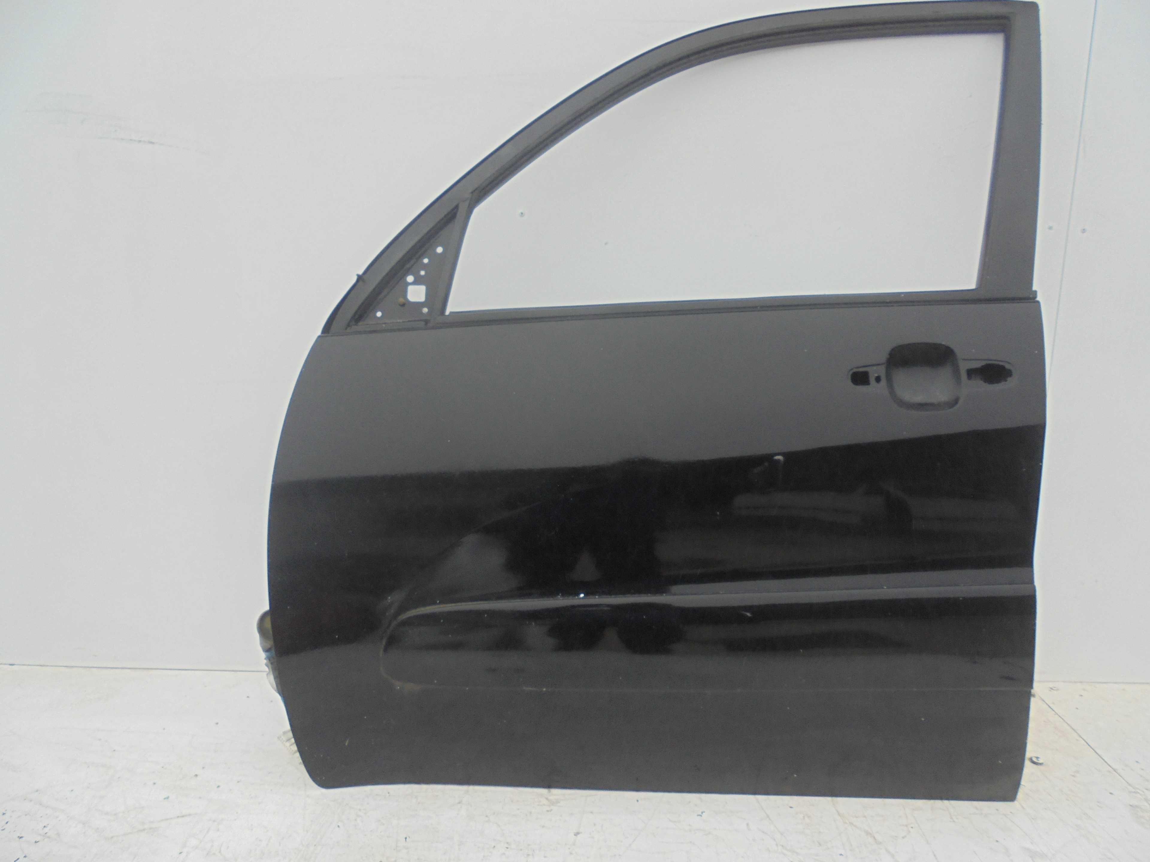 Recambio de puerta delantera izquierda para toyota rav 4 (a2) 2.0 turbodiesel cat referencia OEM IAM   