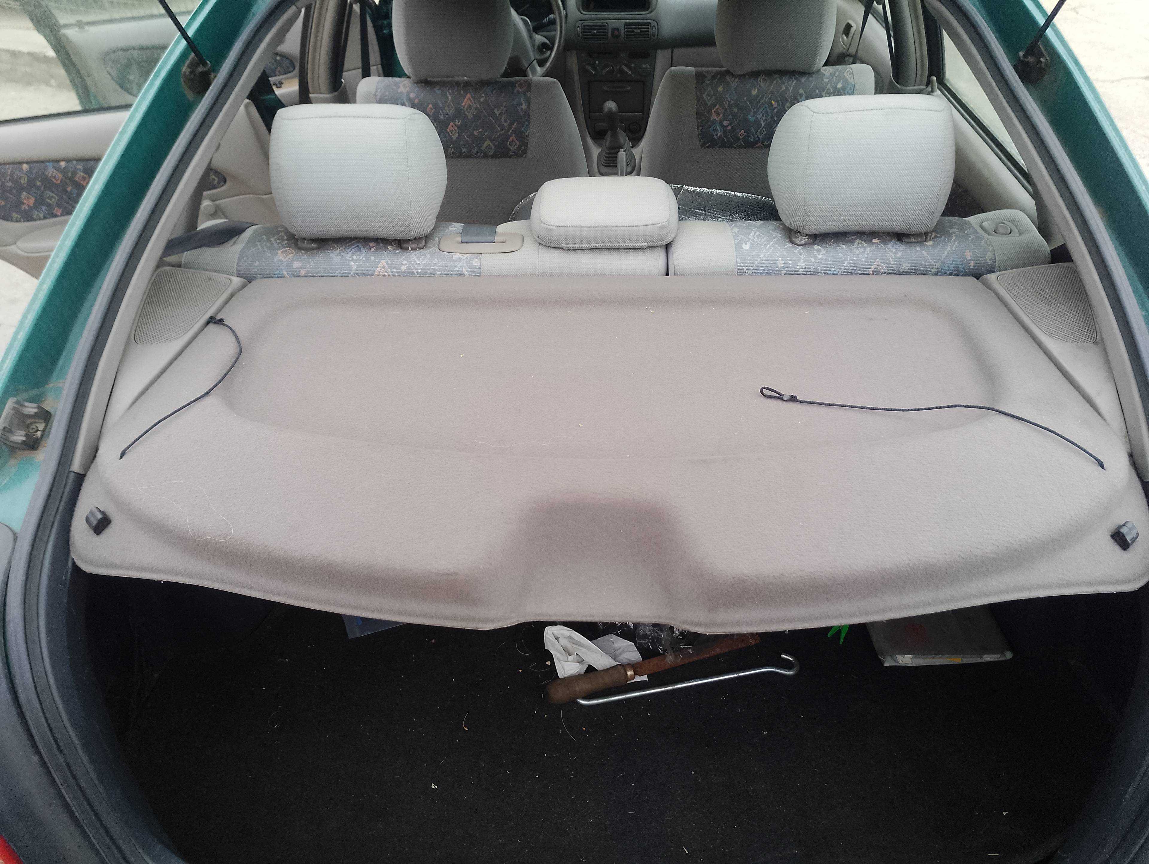 Recambio de bandeja trasera para toyota corolla (_e11_) 2.0 d-4d (cde110_) referencia OEM IAM   