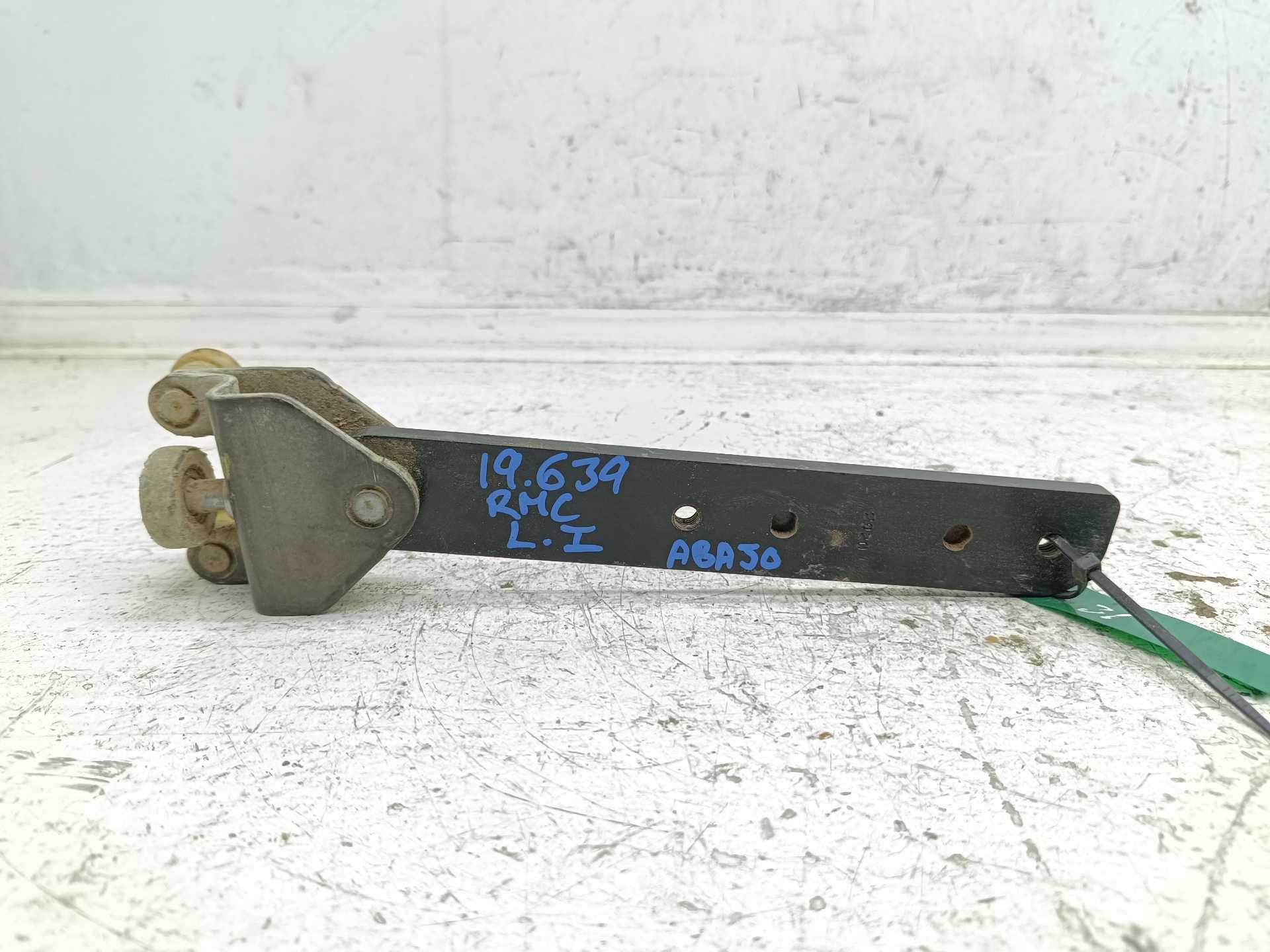 Recambio de bisagra puerta lateral izquierda para opel vivaro furgón l express referencia OEM IAM   