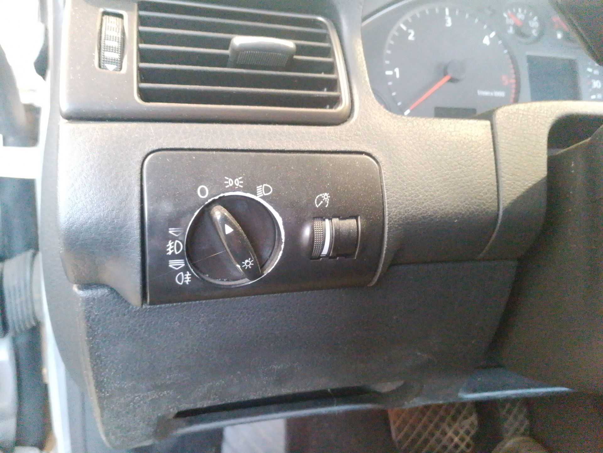 Recambio de mando luces para audi a6 c5 (4b2, 4b4) 2.5 tdi referencia OEM IAM   