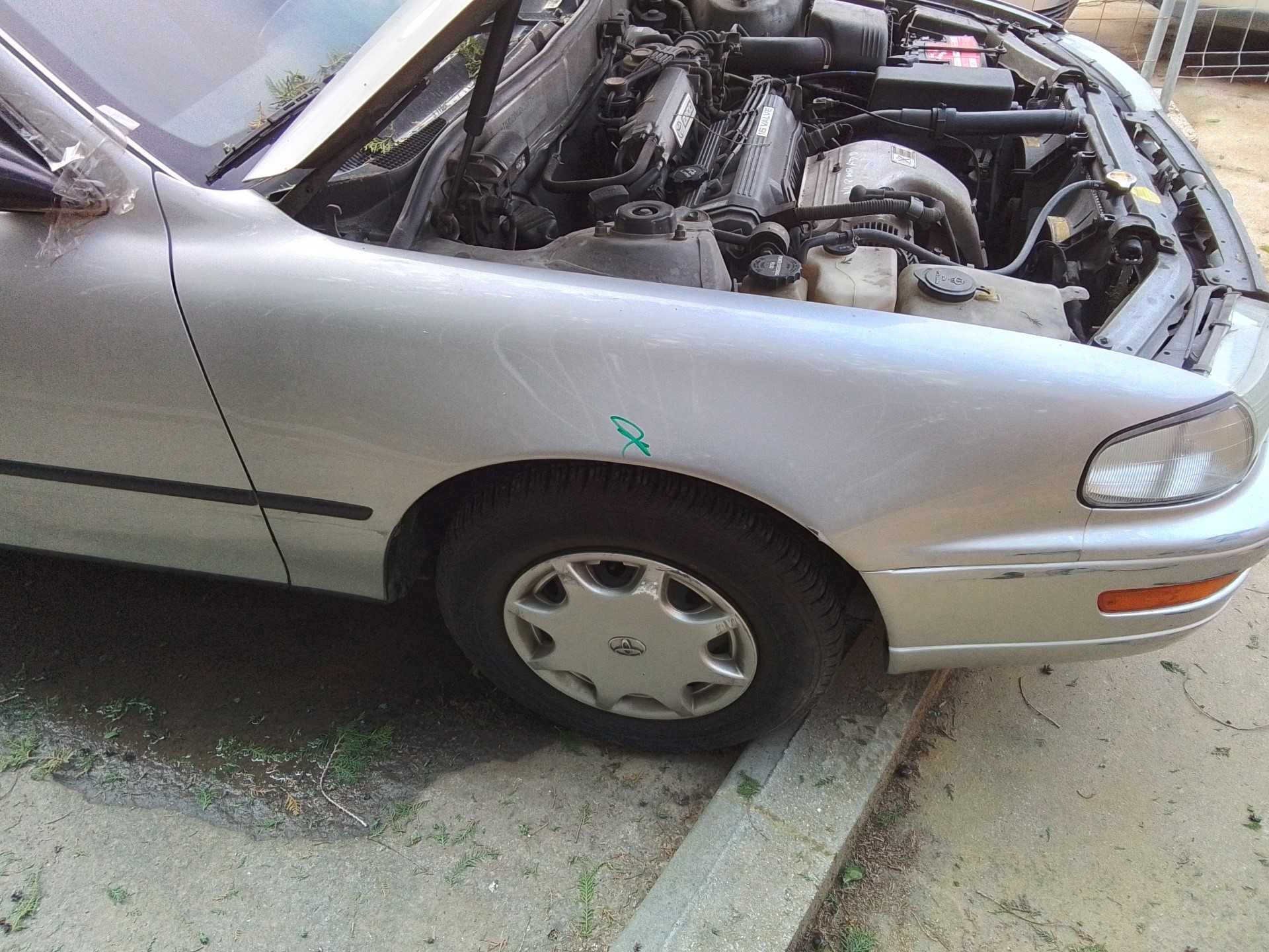 Recambio de aleta delantera derecha para toyota camry (v10) 2.2 gl referencia OEM IAM   