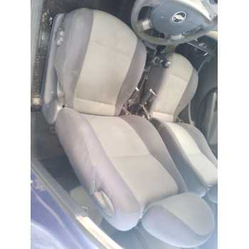 ASIENTO DELANTERO IZQUIERDO 