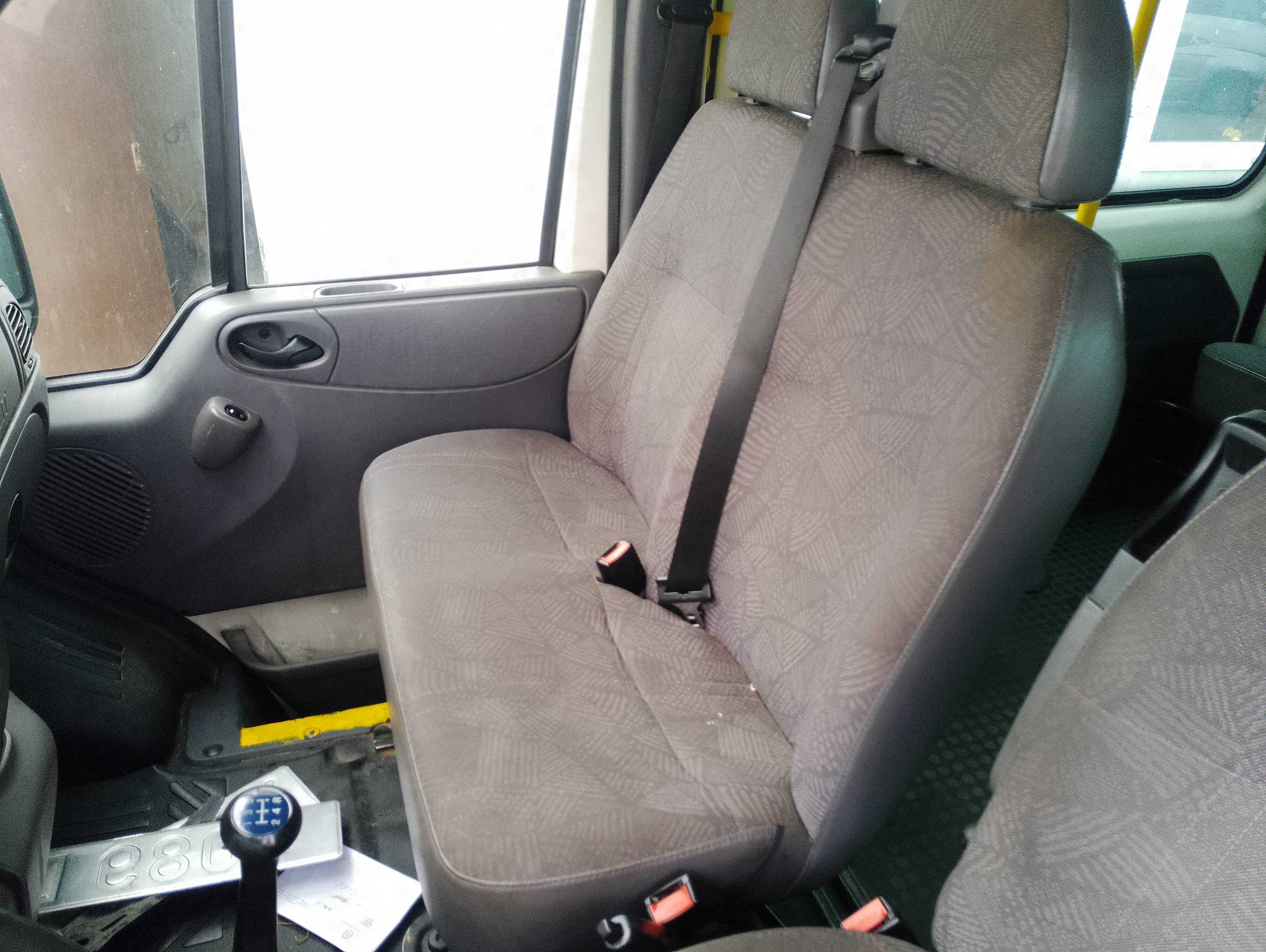 Recambio de asiento delantero derecho para ford transit mod. 2000 bus referencia OEM IAM   