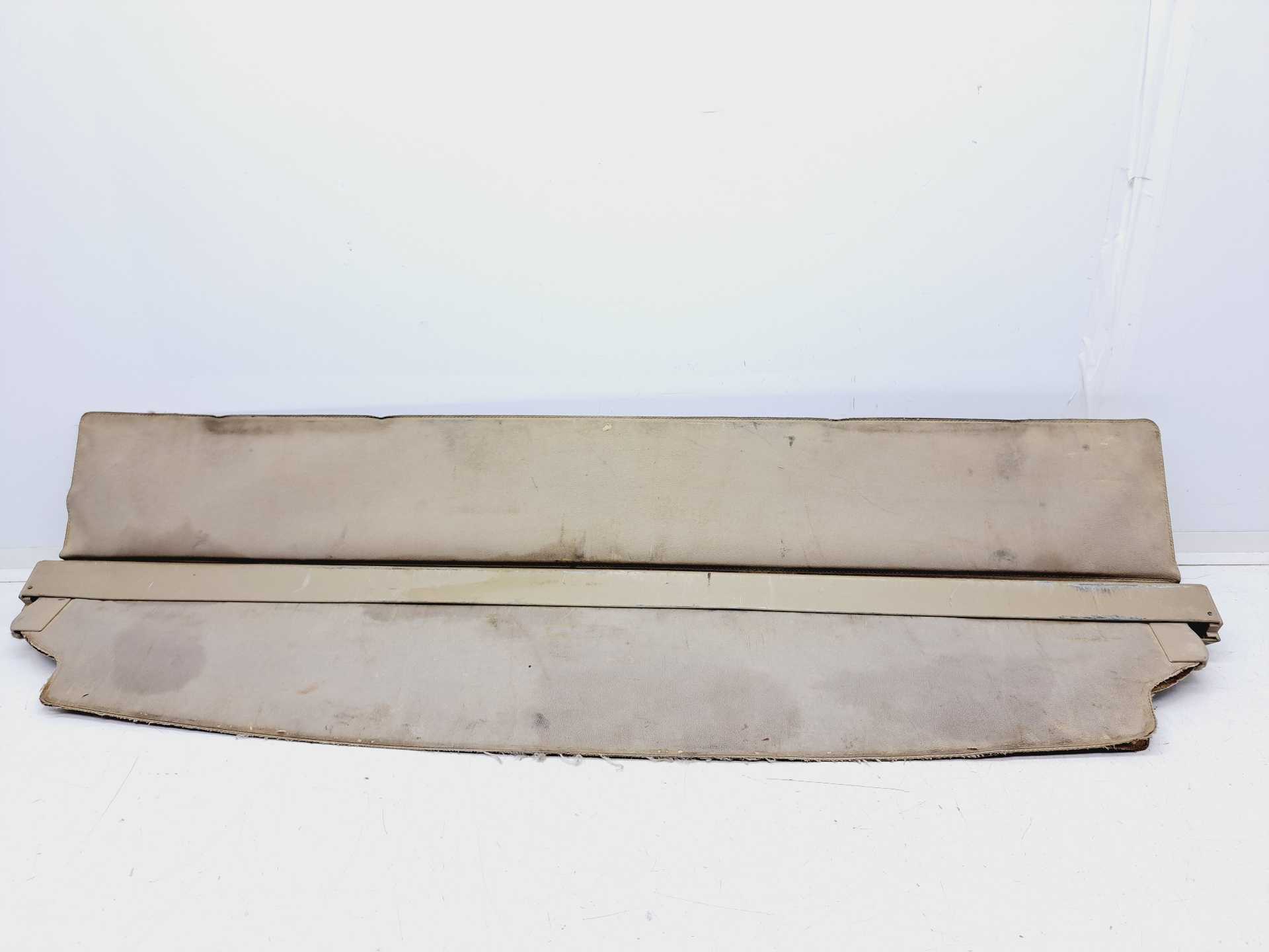Recambio de bandeja trasera para nissan terrano/terrano.ii (r20) aventura referencia OEM IAM   