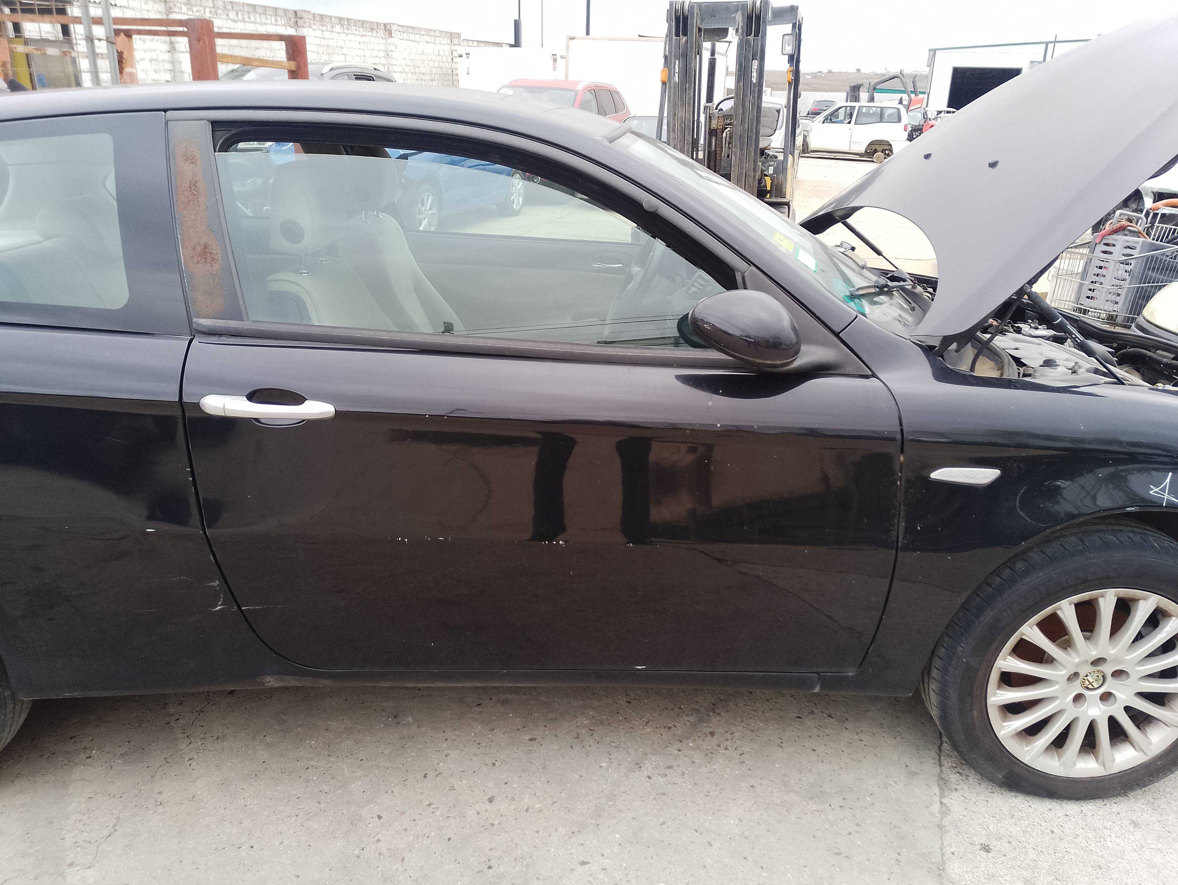 Recambio de puerta delantera derecha para alfa romeo 147 (190) 1.6 t.spark eco distinctive referencia OEM IAM   