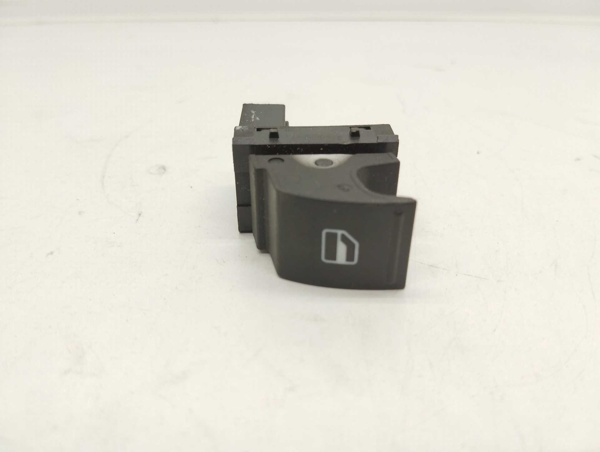 Recambio de mando elevalunas trasero derecho para volkswagen golf v berlina (1k1) gt referencia OEM IAM   
