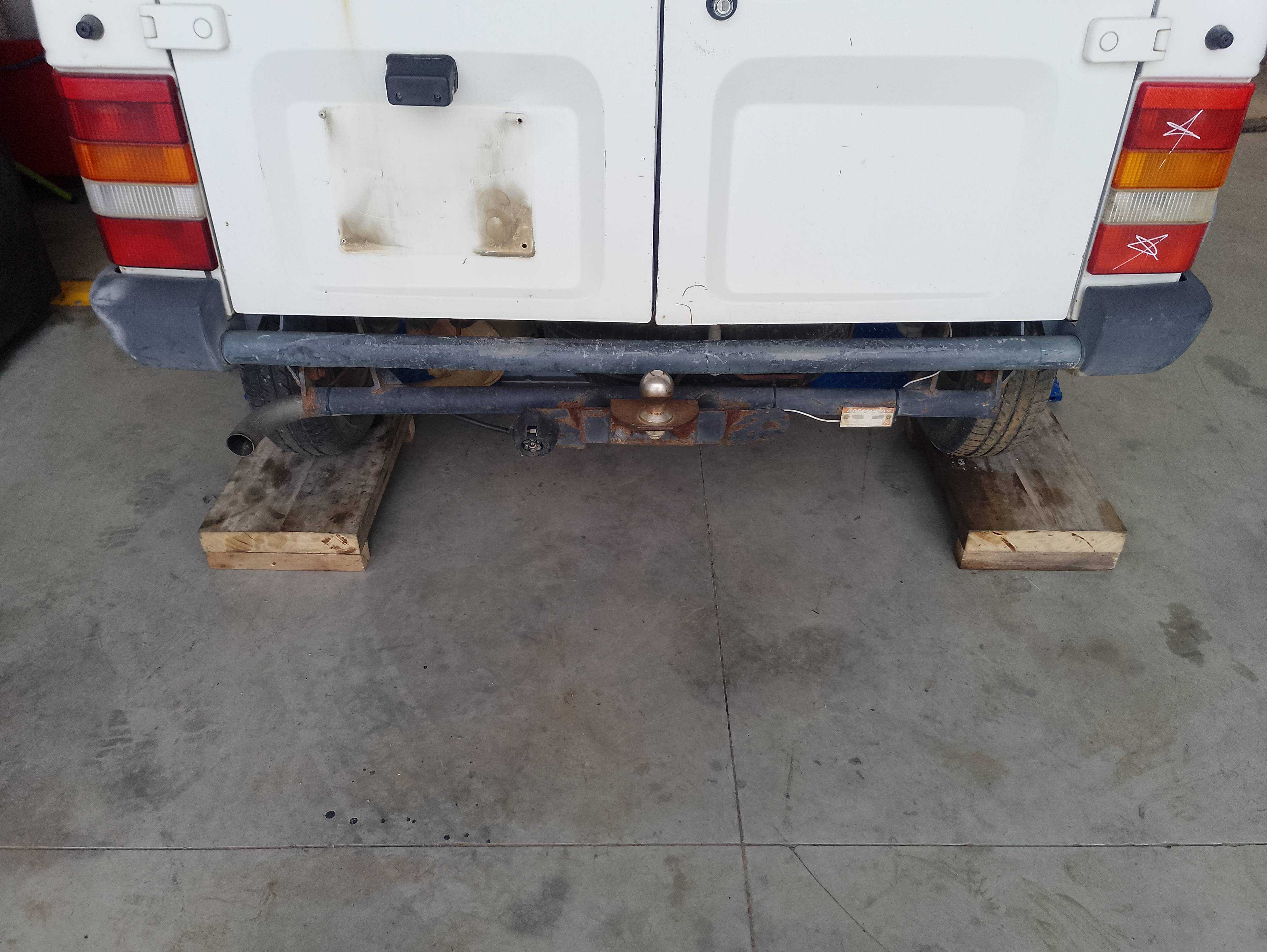 Recambio de paragolpes trasero para citroën c15 referencia OEM IAM   