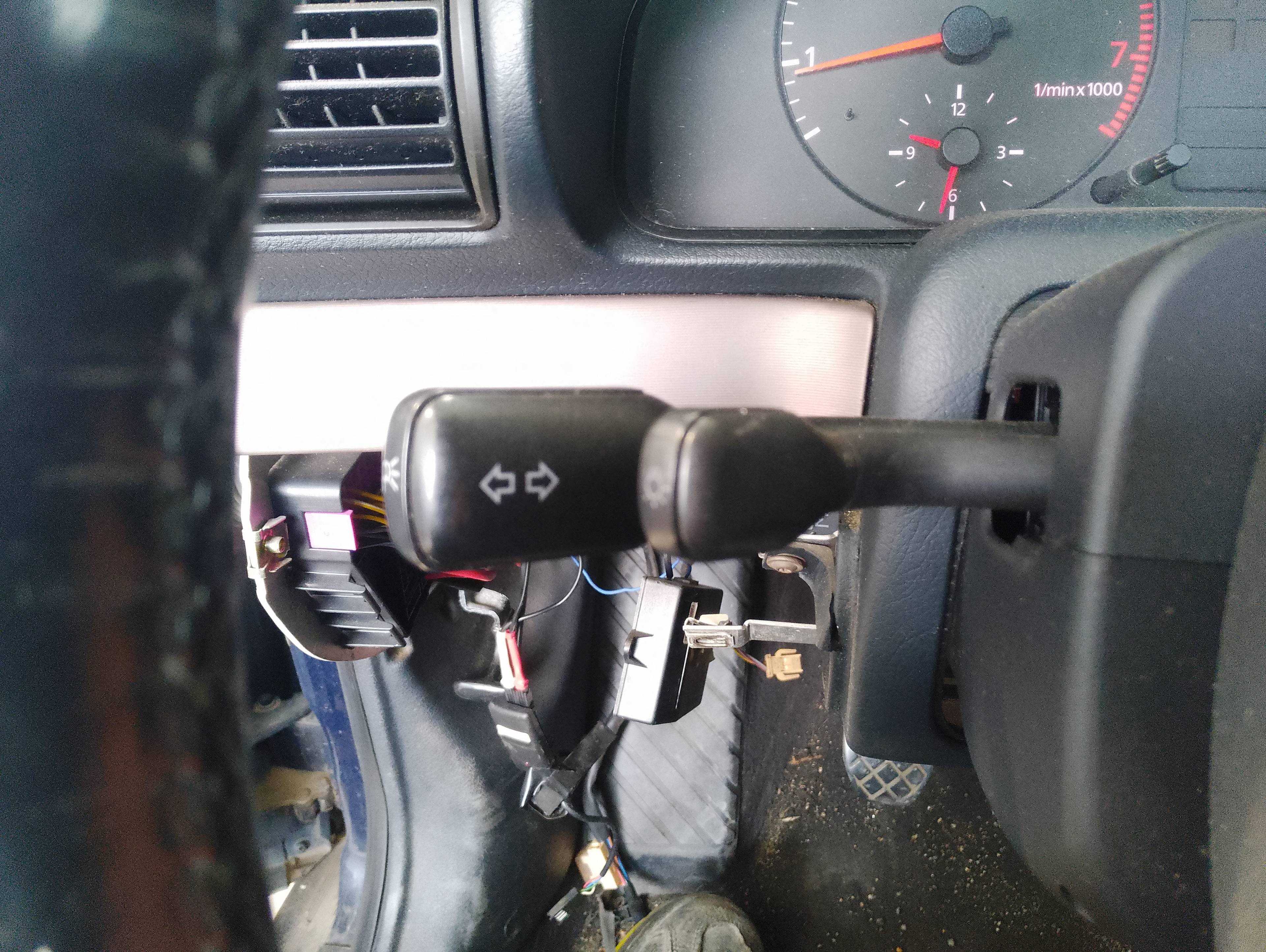 Recambio de mando luces para audi a4 berlina (b5) 1.8 referencia OEM IAM   