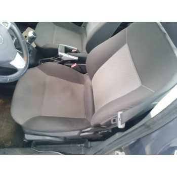 ASIENTO DELANTERO IZQUIERDO 