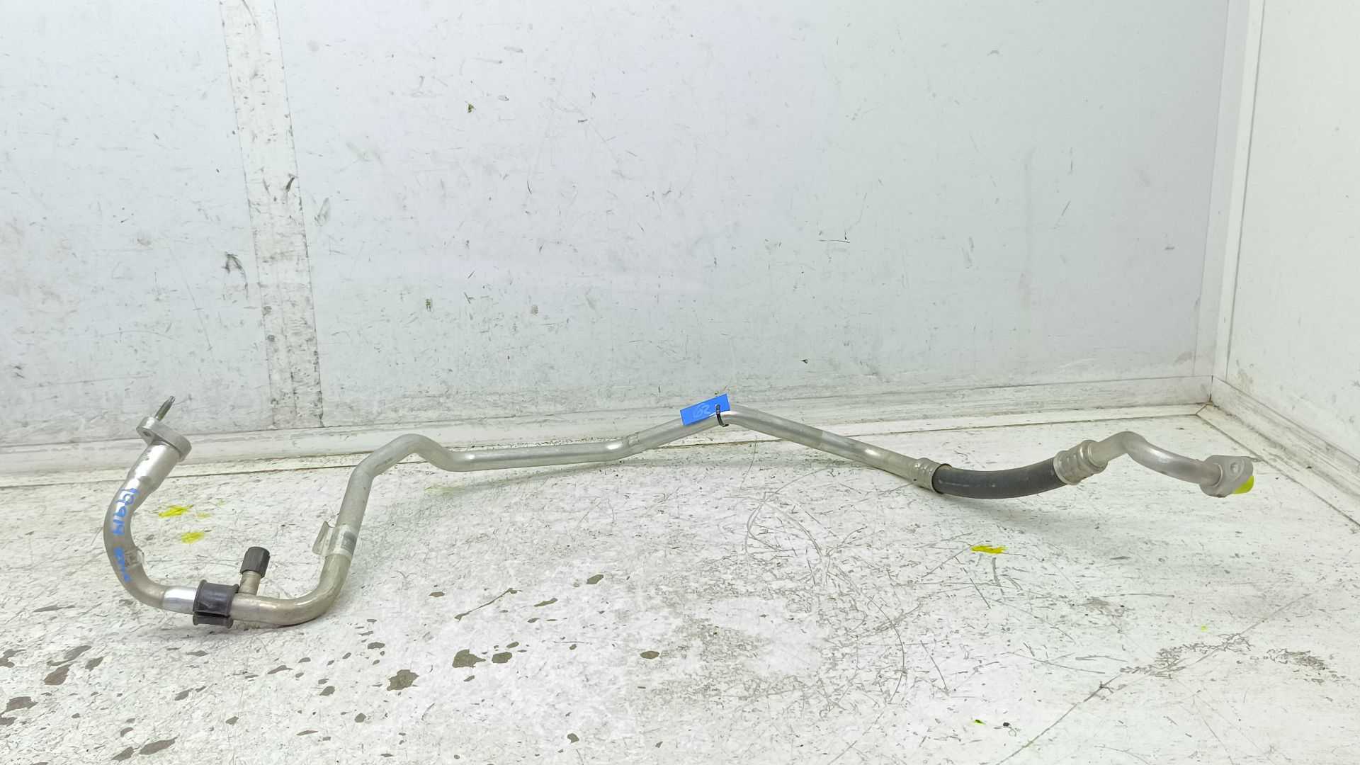 Recambio de tubos aire acondicionado para peugeot partner grip l1 referencia OEM IAM 9822433480 9677992180F06 