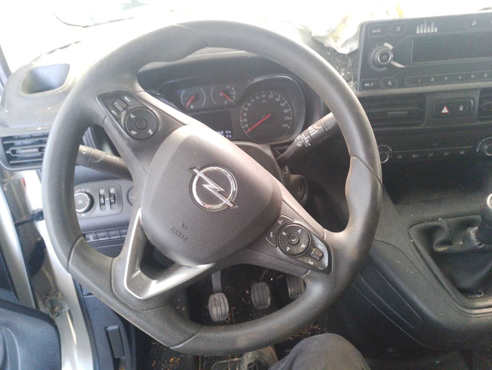 Recambio de volante para opel combo furgoneta/monovolumen (k9) 1.5 d referencia OEM IAM 34301540A  