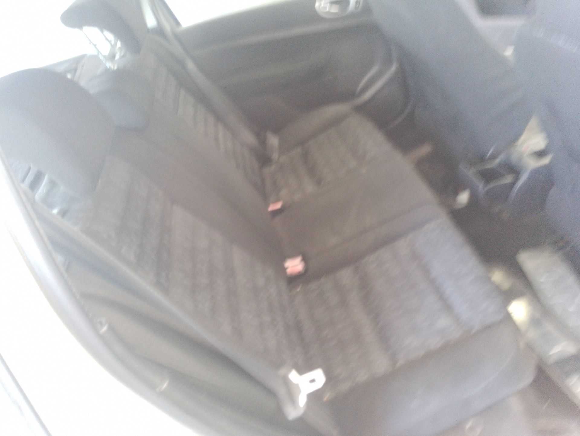 Recambio de asientos traseros para peugeot 307 break (3e) 2.0 hdi 110 referencia OEM IAM   