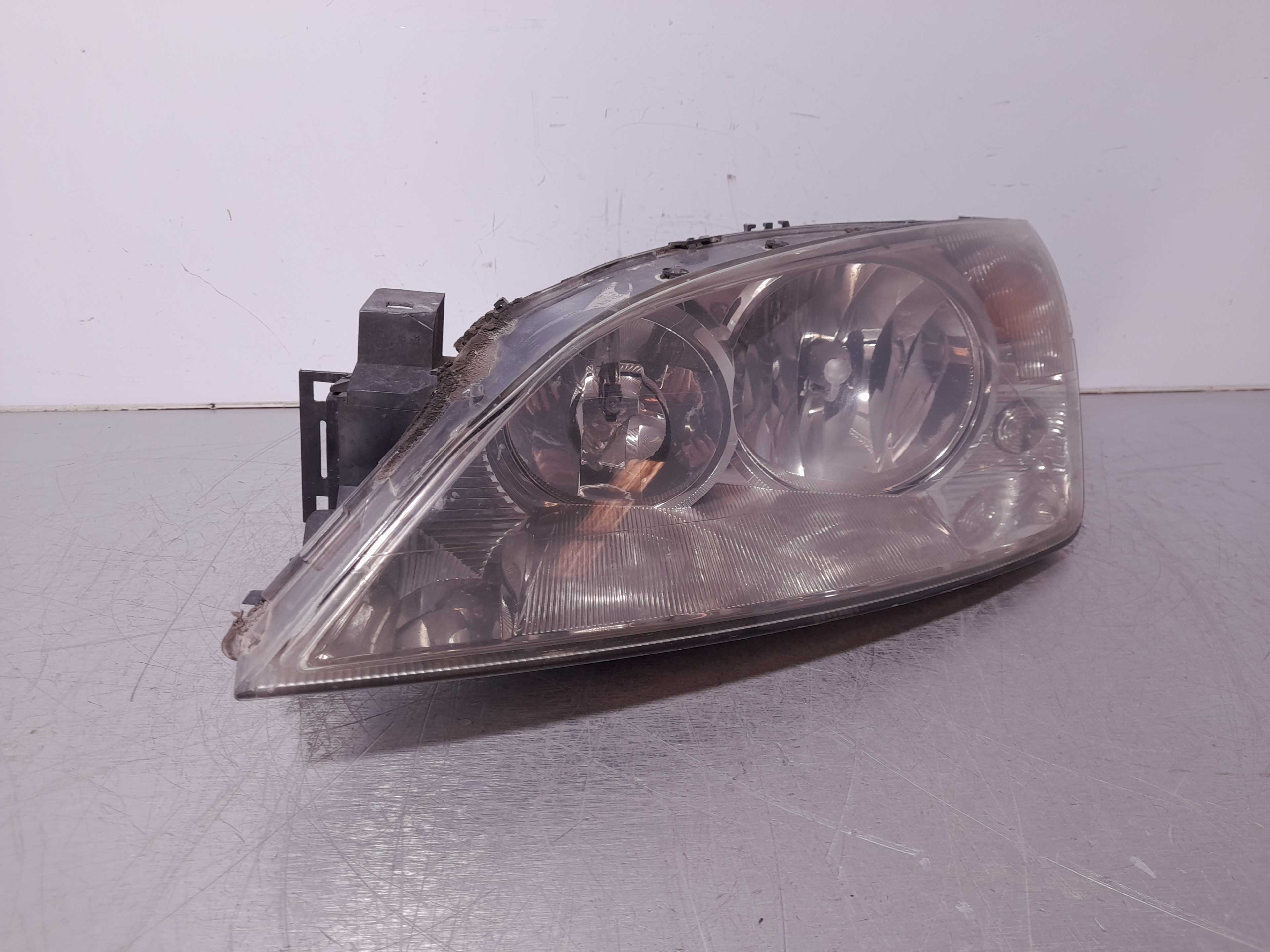 Recambio de faro izquierdo para ford mondeo berlina (ge) referencia OEM IAM 0301174201  