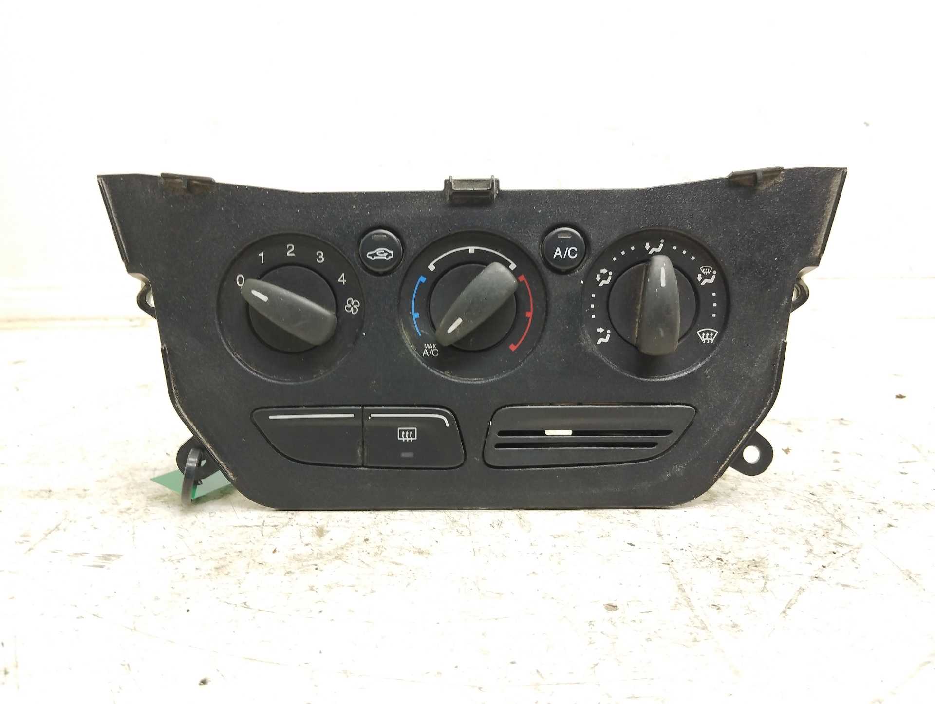 Recambio de mando calefaccion / aire acondicionado para ford transit connect furgon 200 l1 ambiente referencia OEM IAM AM5T18549