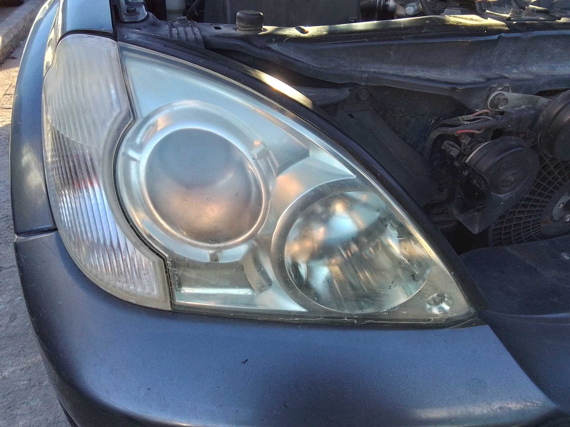 Recambio de faro derecho para hyundai terracan (hp) 2.9 crdi cat referencia OEM IAM   