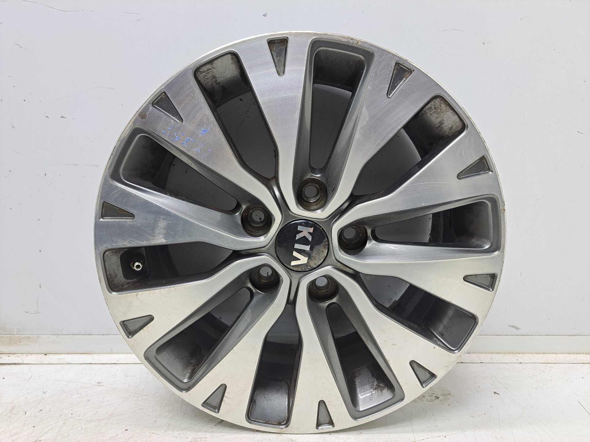 Recambio de llanta para kia cee´d business referencia OEM IAM R16 52910A2800 