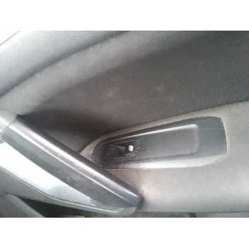 MANDO ELEVALUNAS DELANTERO DERECHO 96777320 