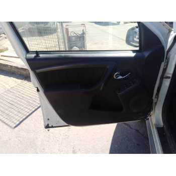 GUARNECIDO PUERTA DELANTERA IZQUIERDA 