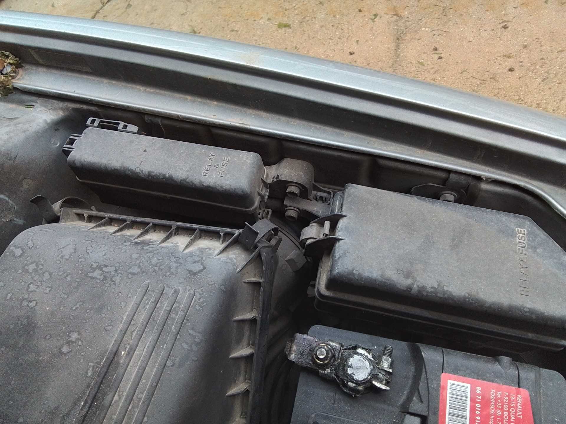 Recambio de caja reles / fusibles para toyota camry (v10) 2.2 gl referencia OEM IAM   