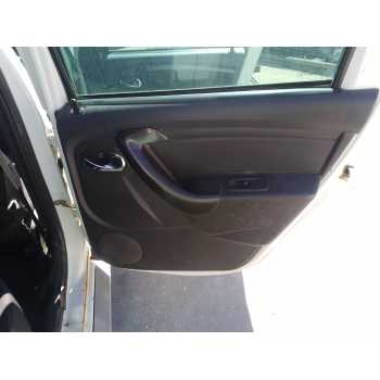 Recambio de guarnecido puerta trasera derecha para dacia duster ambiance 4x2 referencia OEM IAM   