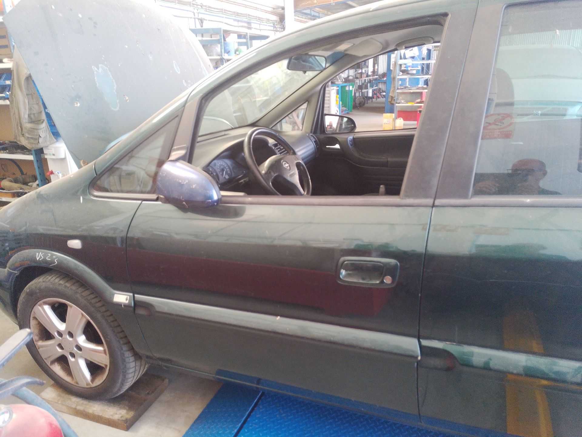 Recambio de puerta delantera izquierda para opel zafira / zafira family b (a05) 1.8 (m75) referencia OEM IAM 13189979  