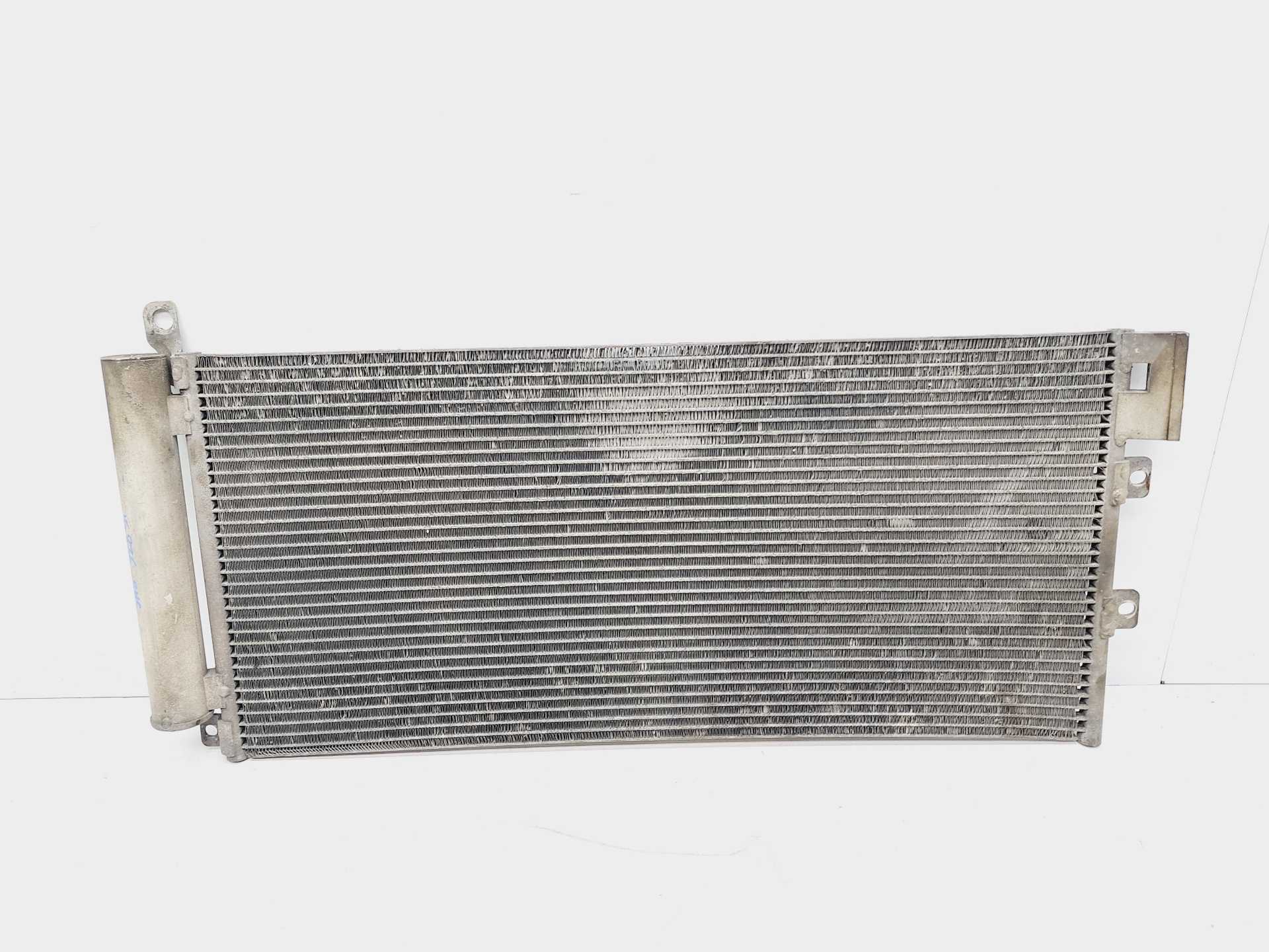 Recambio de condensador / radiador aire acondicionado para fiat linea (110) 1.3 16v jtd cat referencia OEM IAM   