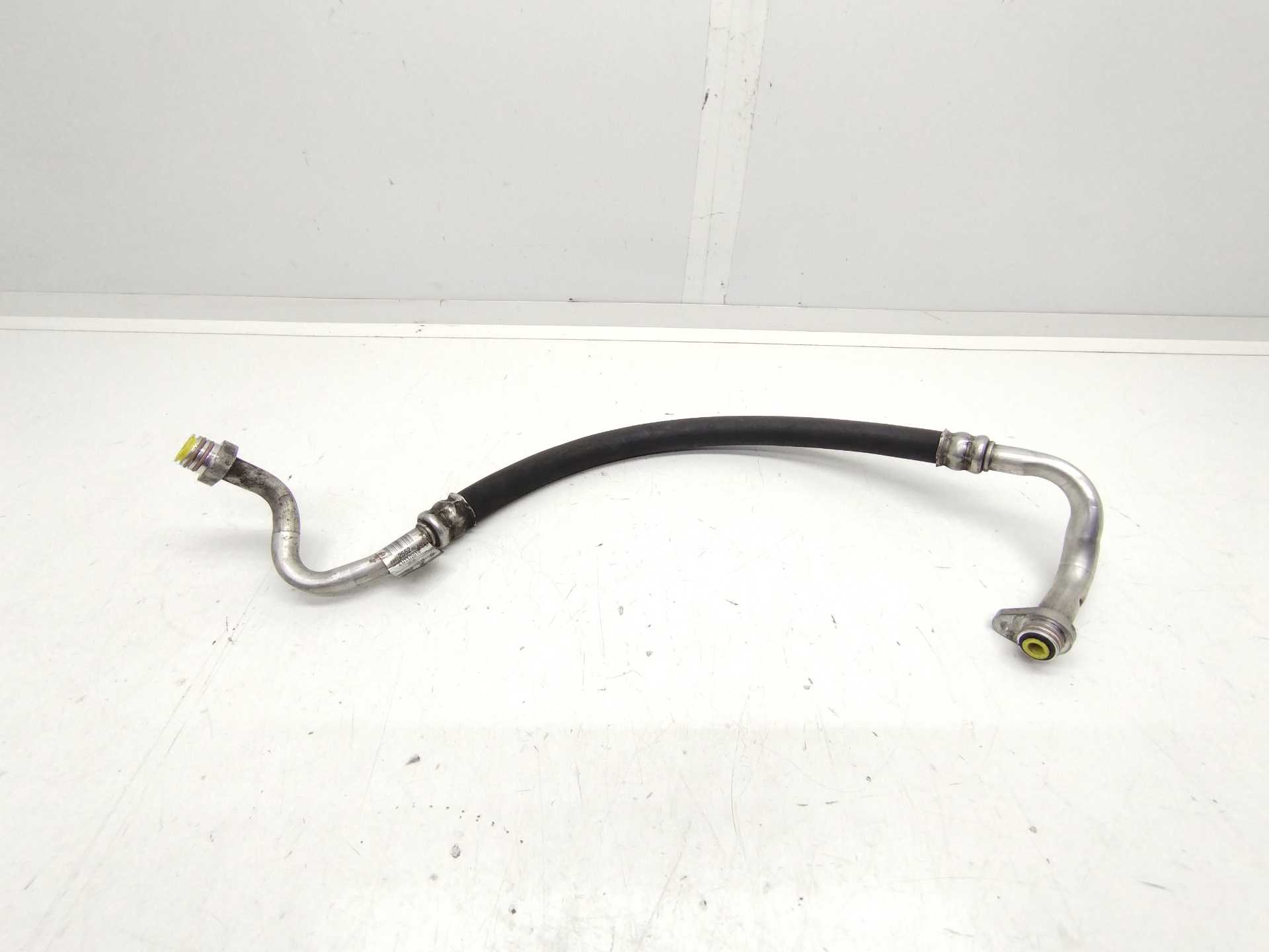 Recambio de tubos aire acondicionado para peugeot 308 sw access referencia OEM IAM 9807256280  