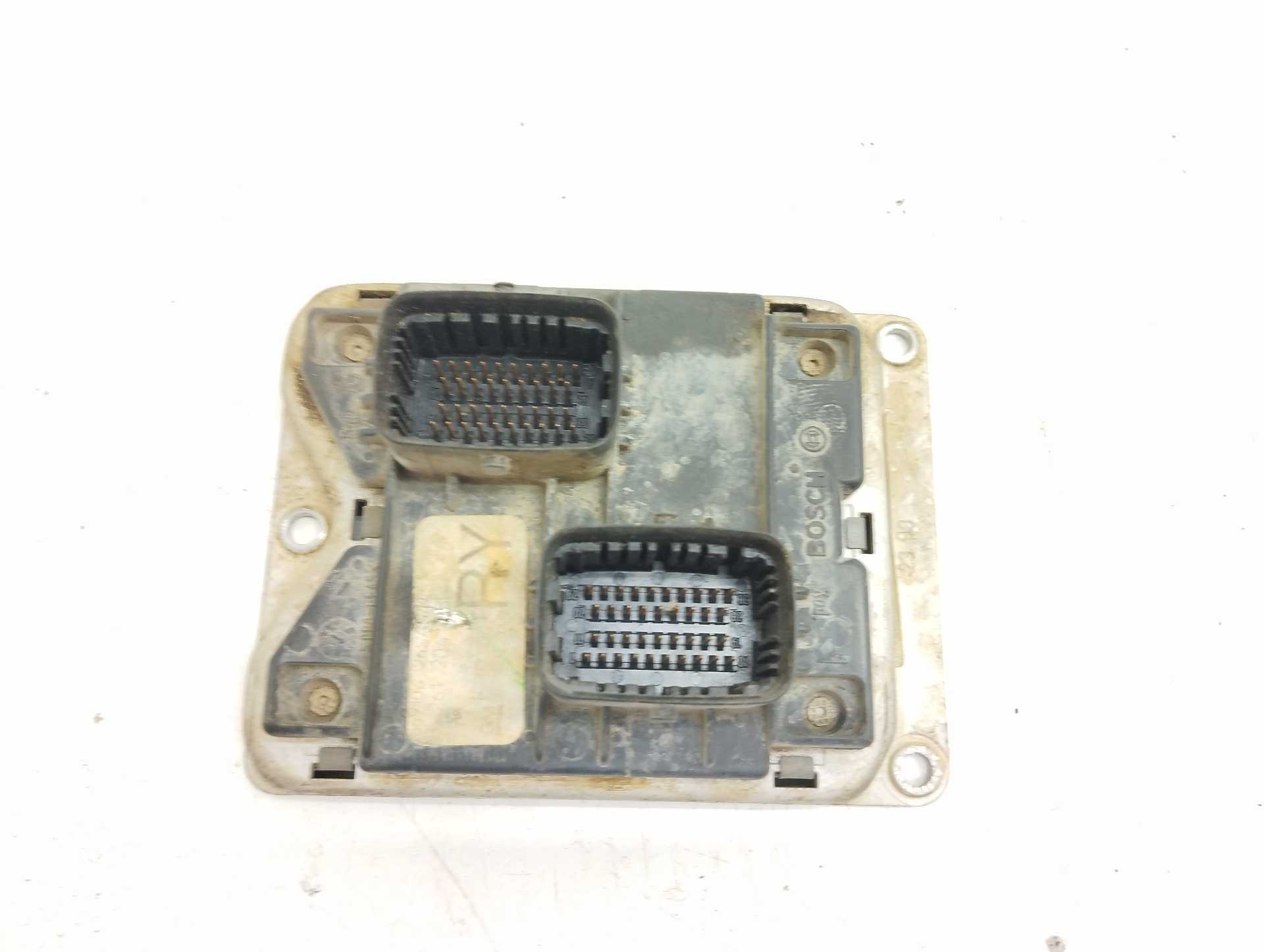 Recambio de centralita motor uce para opel corsa b eco referencia OEM IAM 869104058  
