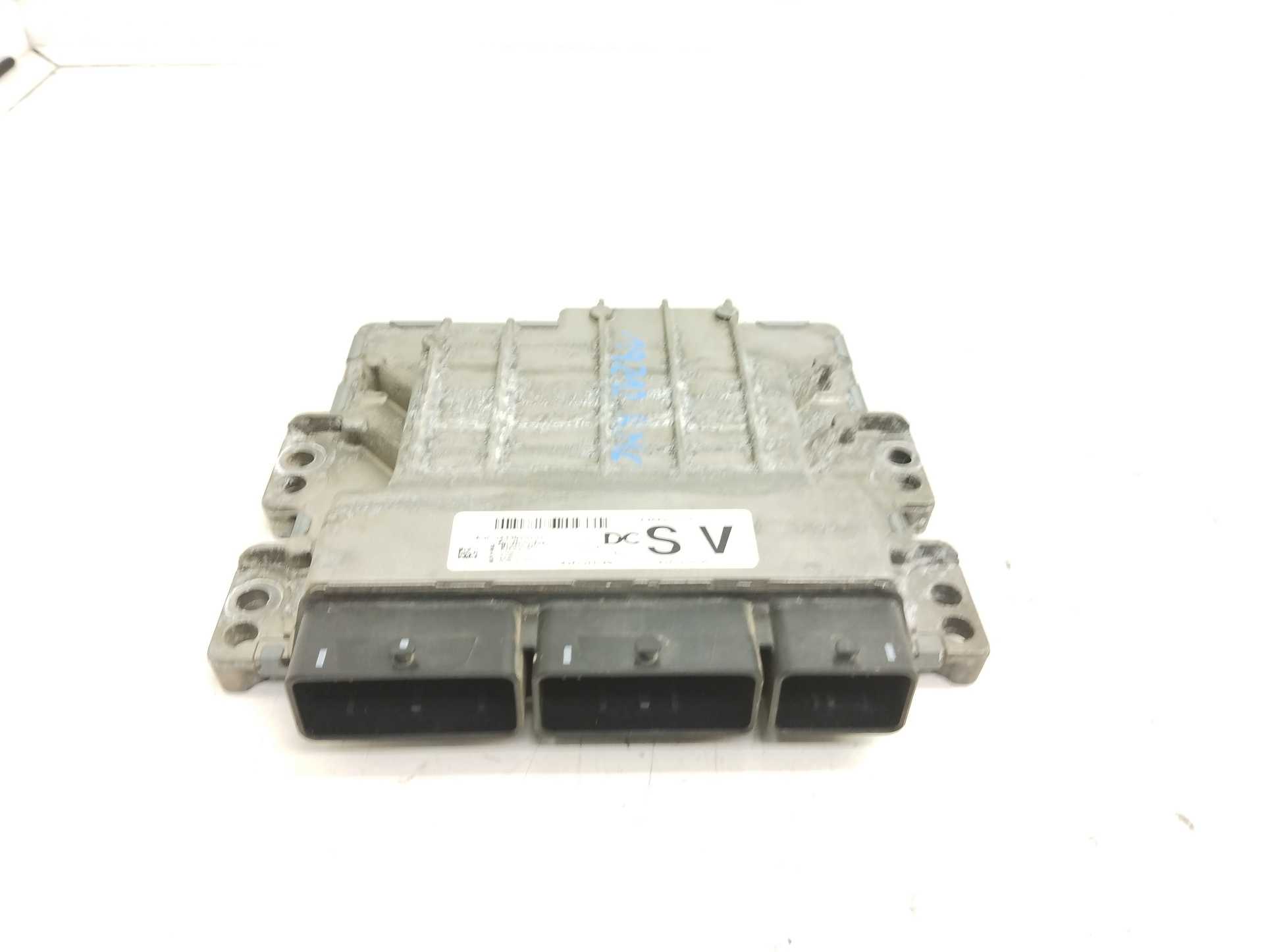 Recambio de centralita motor uce para renault scenic iv black edition referencia OEM IAM 237101339S A3C0244610101 EMS3160