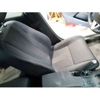 ASIENTO DELANTERO IZQUIERDO 