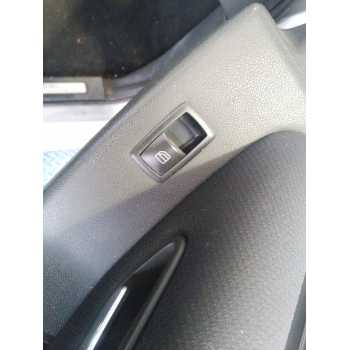 MANDO ELEVALUNAS DELANTERO DERECHO 1698205210659174 