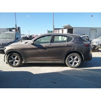 alfa romeo stelvio (630) del año 2017