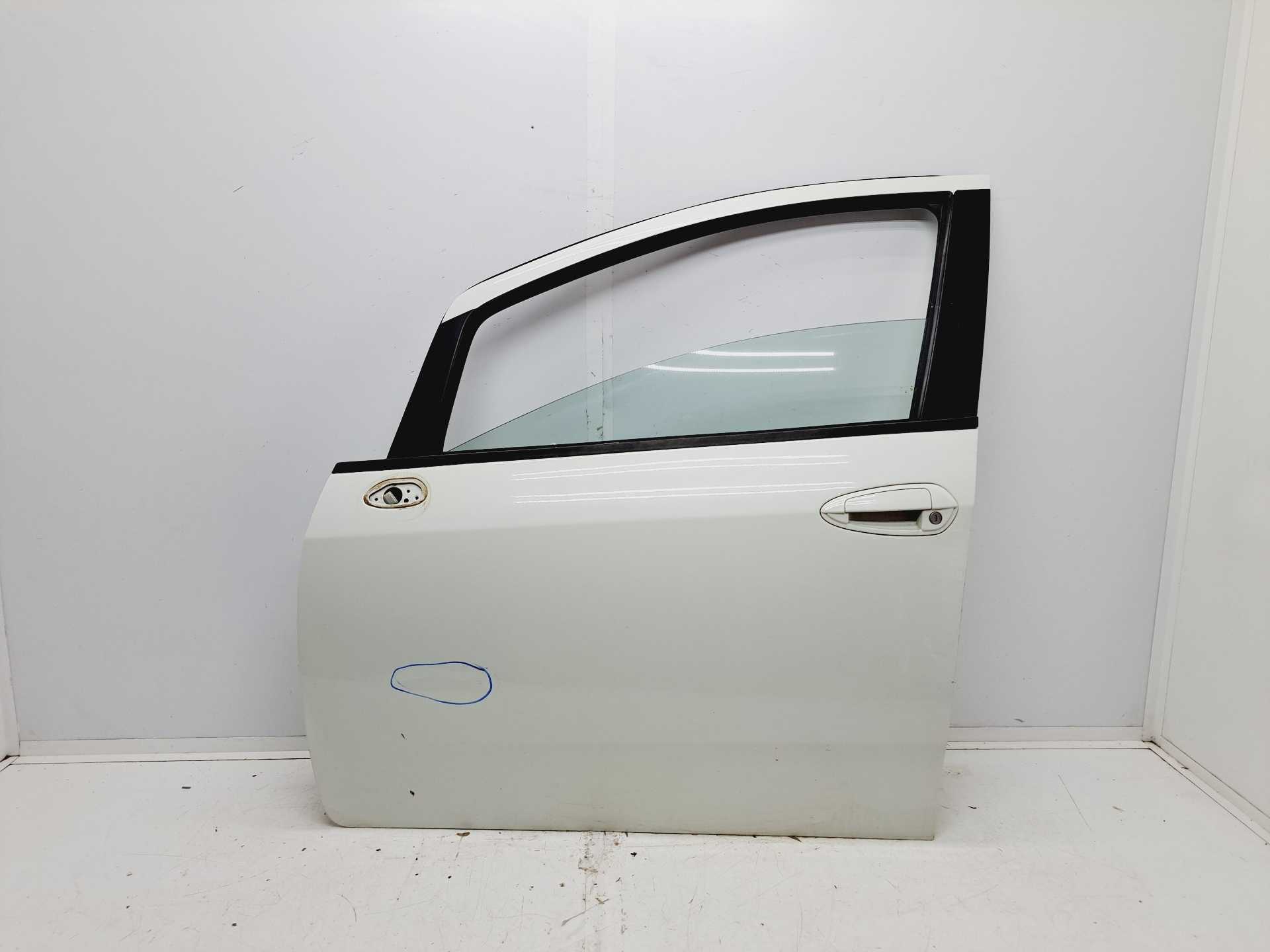 Recambio de puerta delantera izquierda para fiat punto (evo) (199) dynamic referencia OEM IAM 51846215  