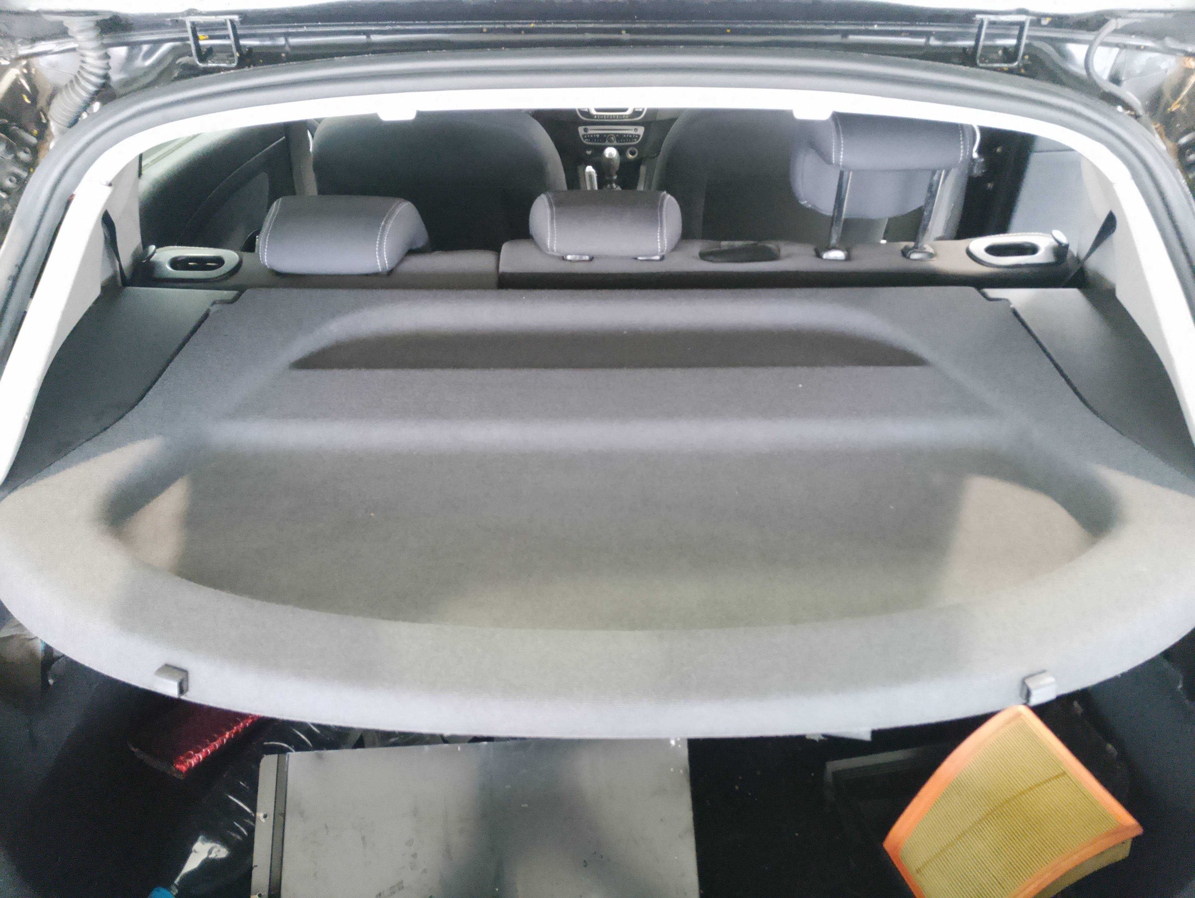 Recambio de bandeja trasera para renault megane iii berlina 5 p business referencia OEM IAM   