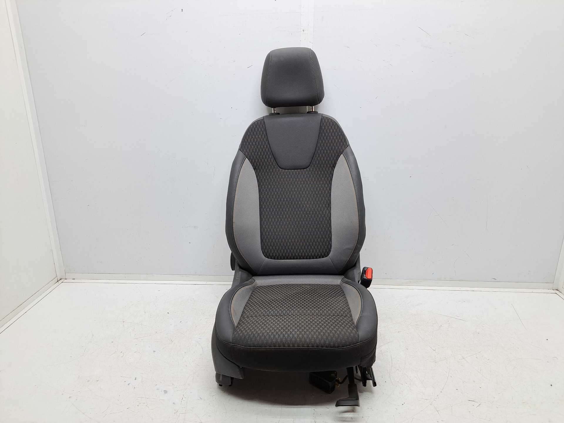 Recambio de asiento delantero derecho para opel crossland x design line referencia OEM IAM   