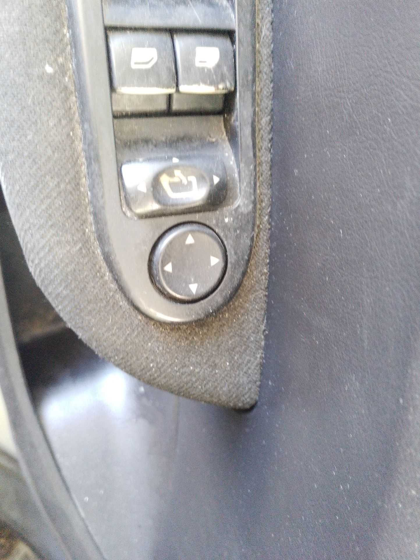 Recambio de mando retrovisor para peugeot 307 break (3e) 2.0 hdi 110 referencia OEM IAM   