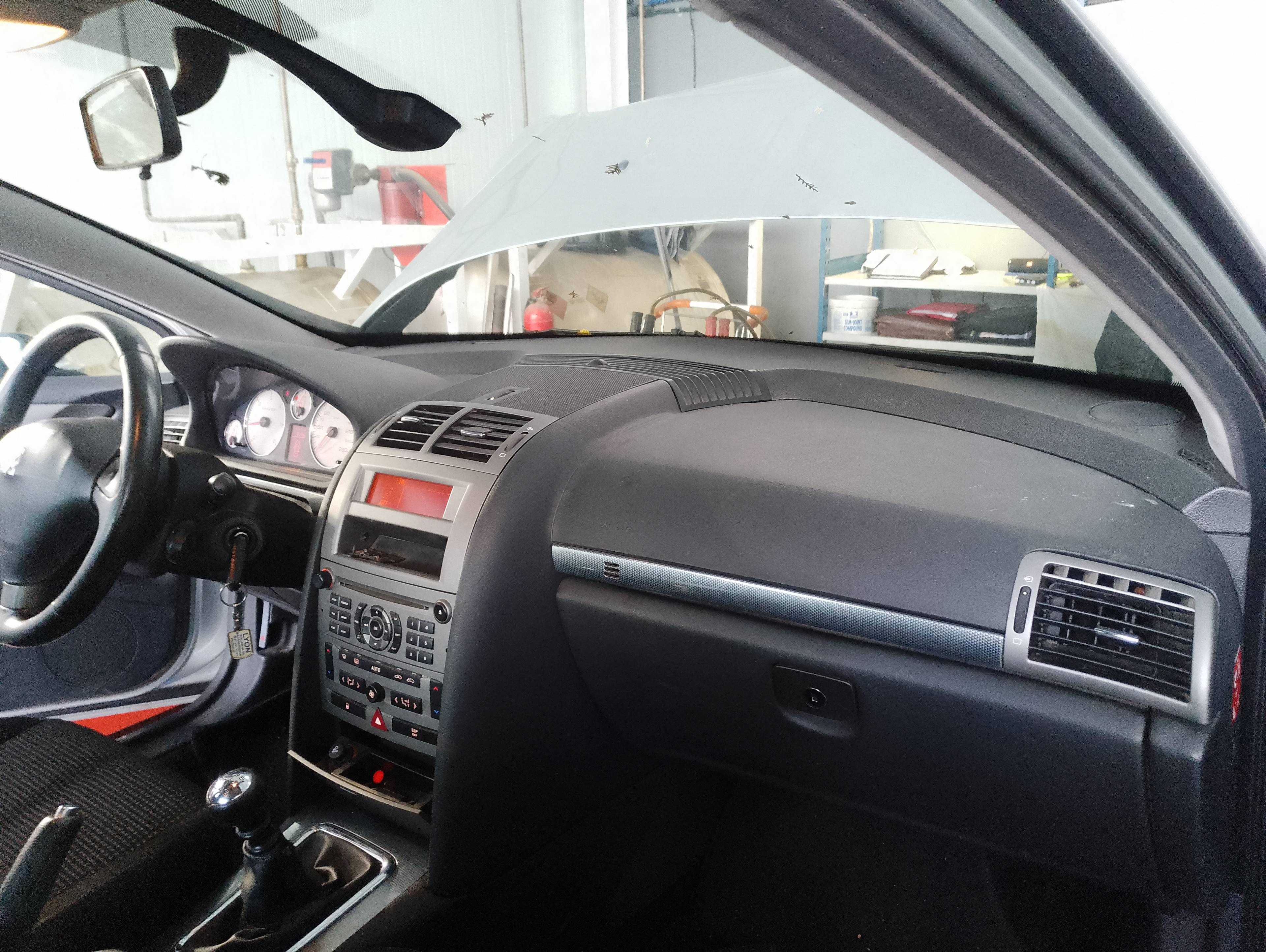 Recambio de salpicadero para peugeot 407 st confort referencia OEM IAM   