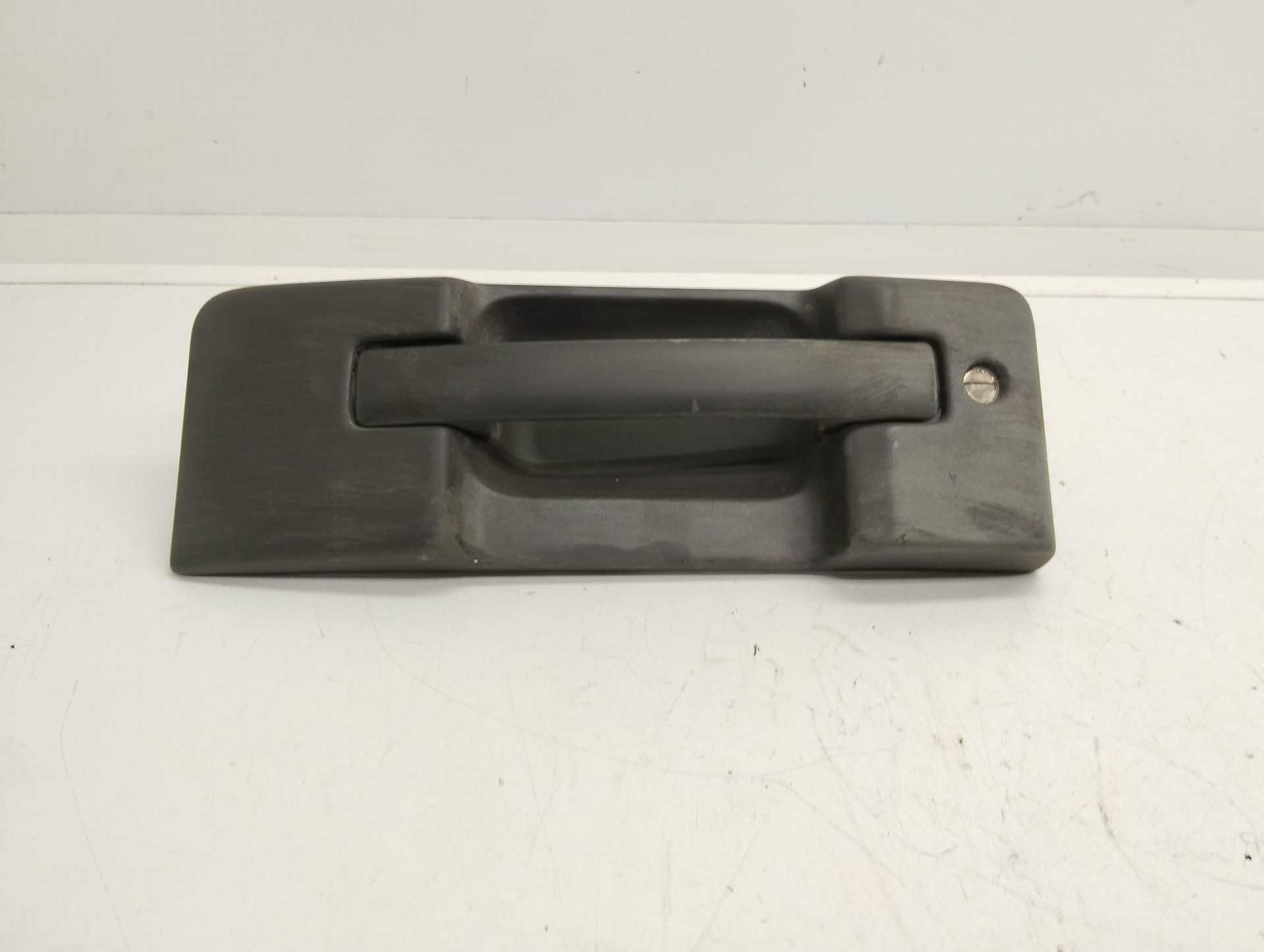Recambio de maneta exterior delantera izquierda para opel monterey básico referencia OEM IAM   