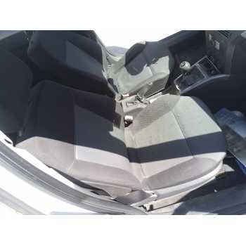 ASIENTO DELANTERO DERECHO 