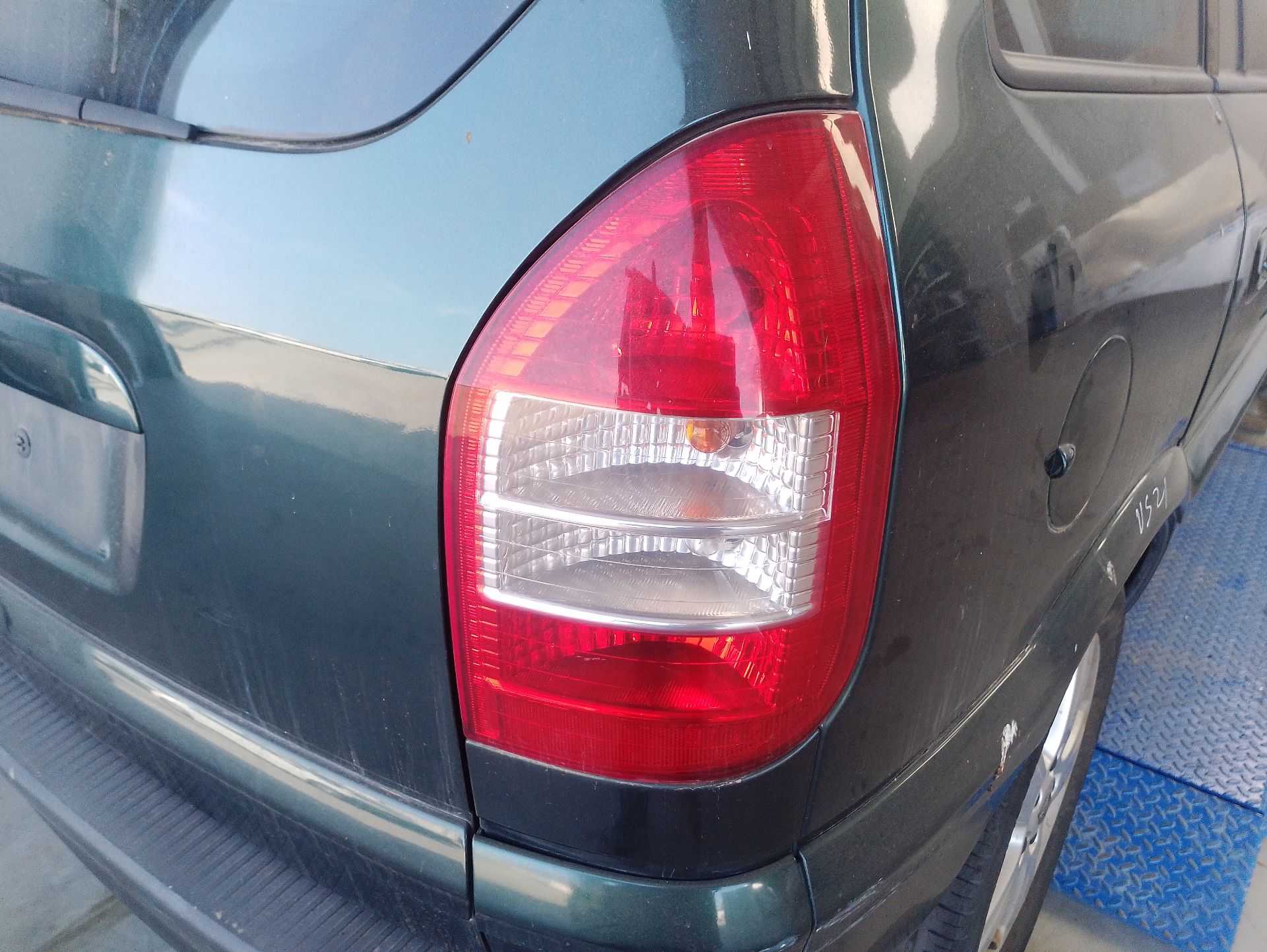 Recambio de piloto trasero derecho para opel zafira / zafira family b (a05) 1.8 (m75) referencia OEM IAM 9117446  